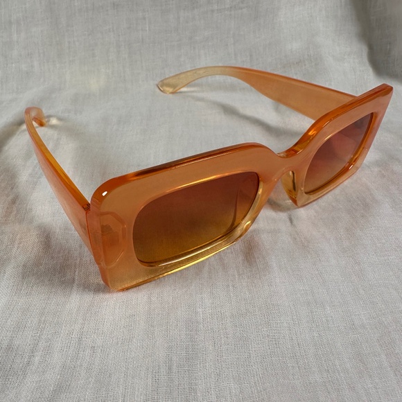 Sunglasses Orange Square - Picture 2 of 2